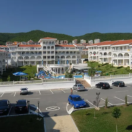 Hotel Lazur 1-5 Complex 4*