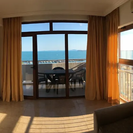 酒店 Lazur 1-5 Complex